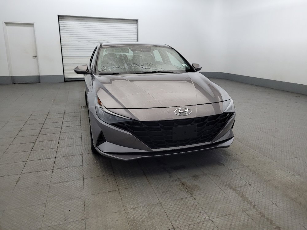 Used 2023 Hyundai Elantra Blue FWD image 14