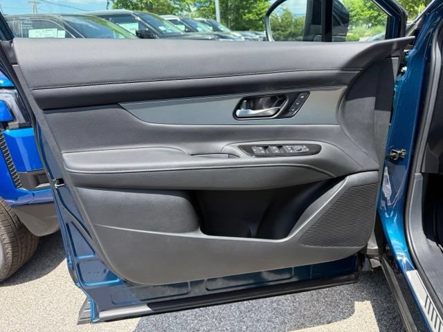 New 2026 Nissan Murano Platinum AWD/4WD image 16