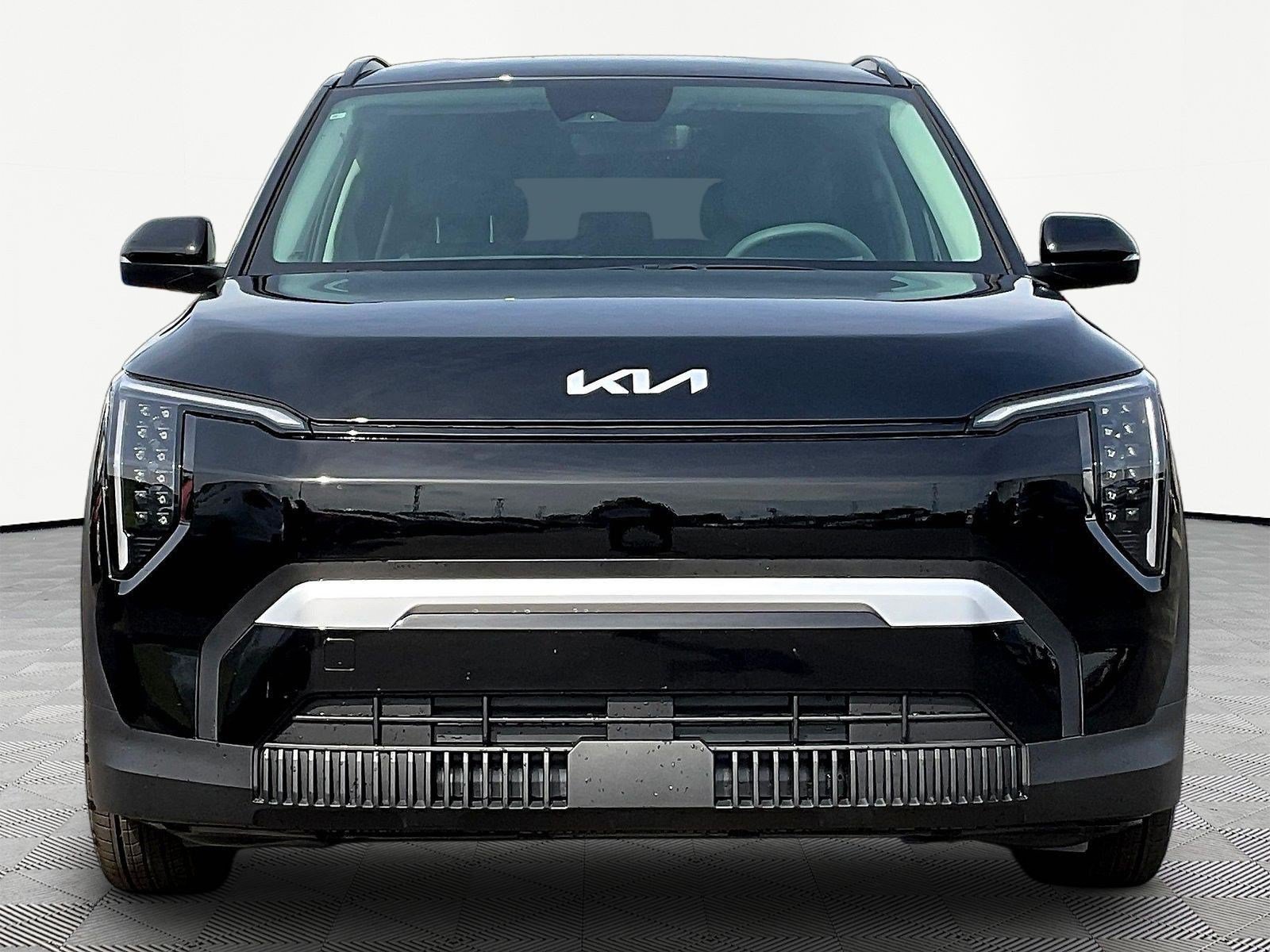 New 2027 Kia EV3 Wind AWD/4WD image 2