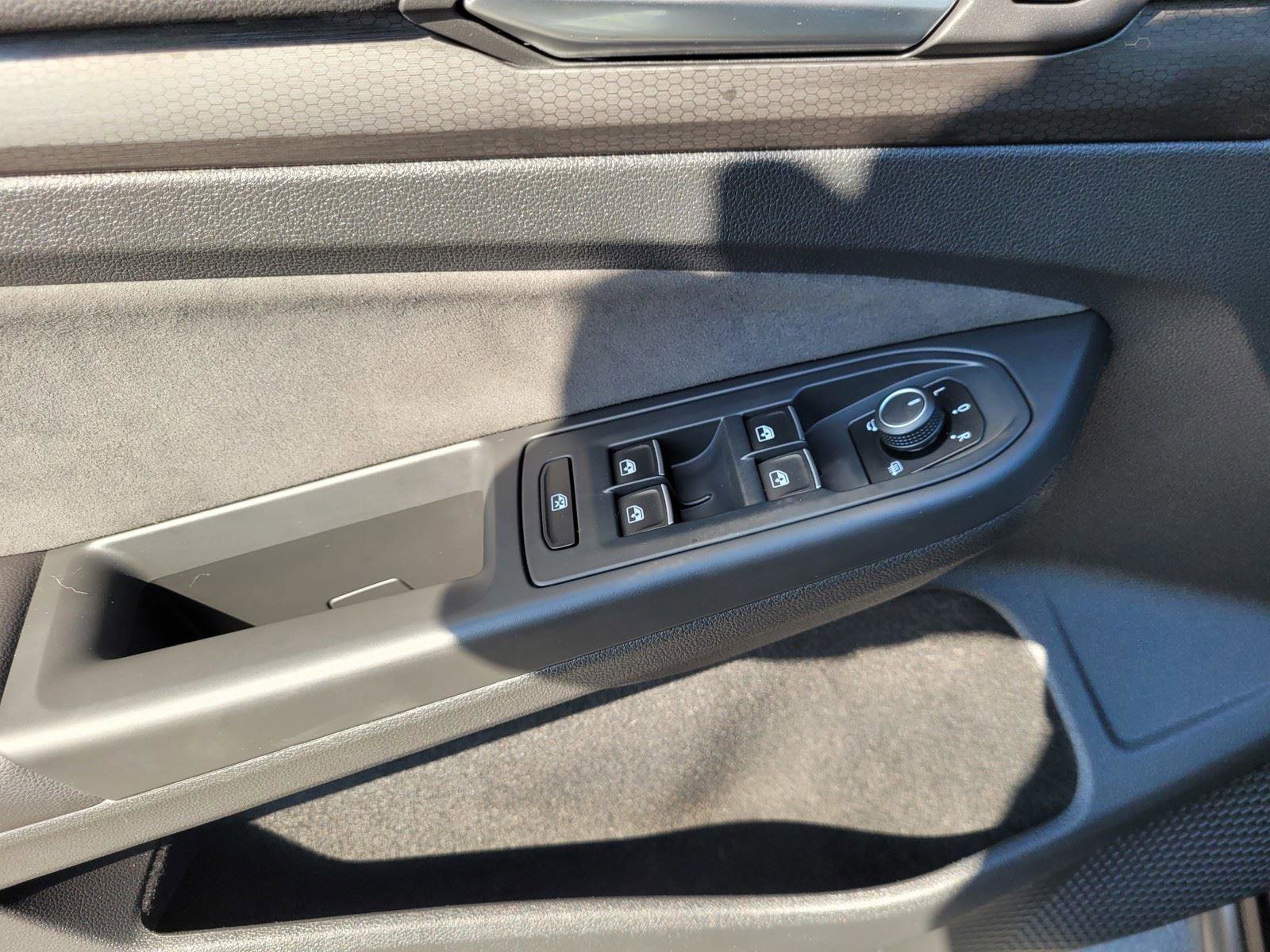 Certified 2024 Volkswagen GTI S FWD image 23