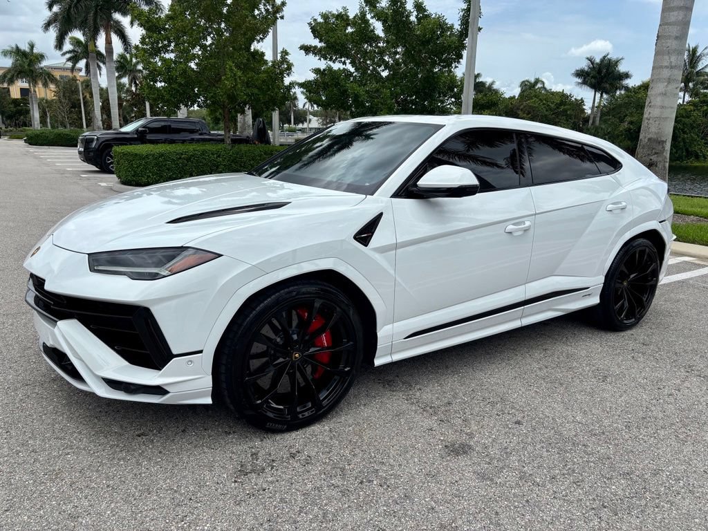 Used 2024 Lamborghini Urus S AWD/4WD image 11