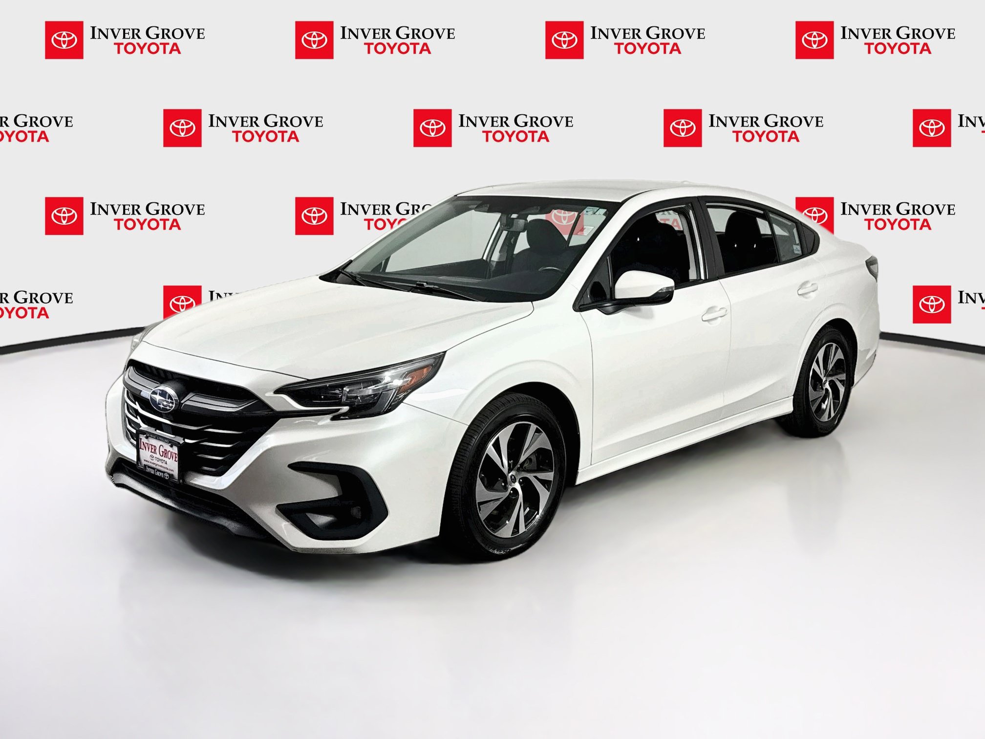 Used 2024 Subaru Legacy Premium AWD/4WD image 1