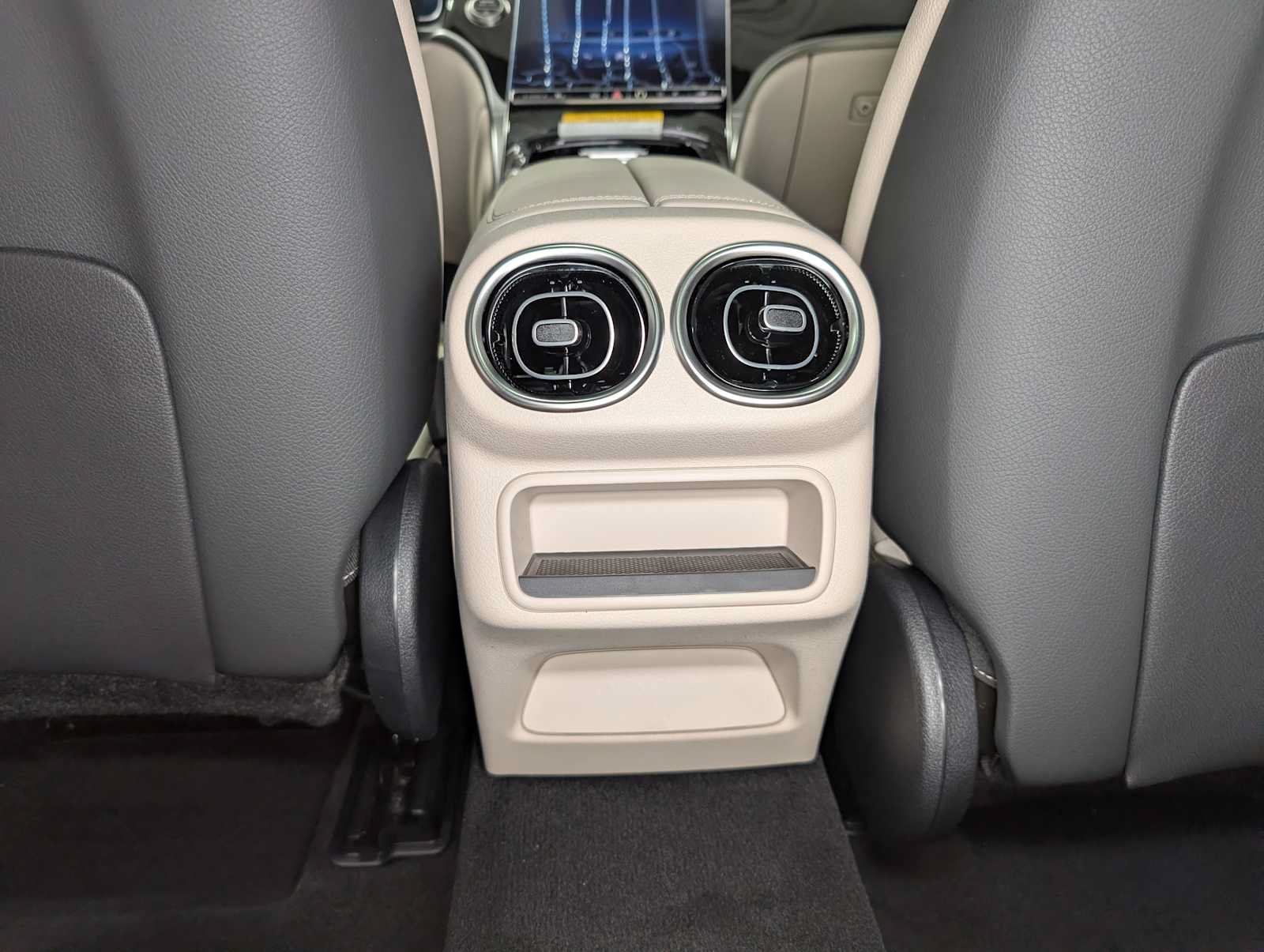 New 2026 Mercedes-Benz GLC 300 4MATIC image 19