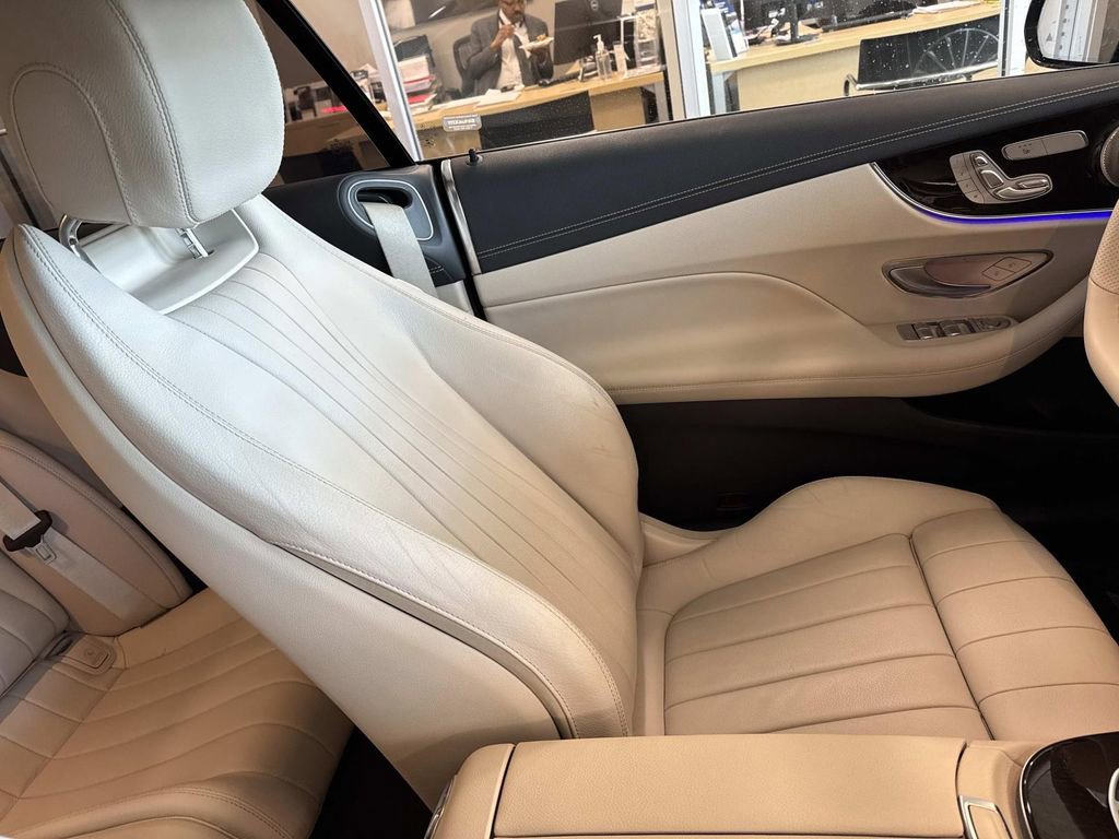 Used 2022 Mercedes-Benz E 450 Coupe image 11