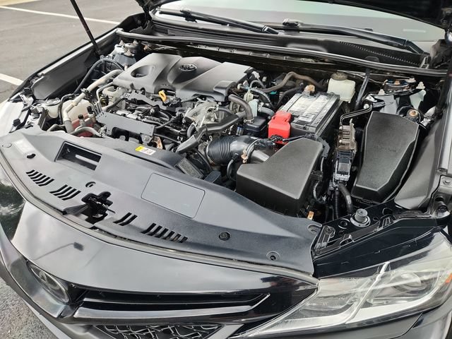 Used 2019 Toyota Camry SE w/ Carpet Mat Package FWD image 16