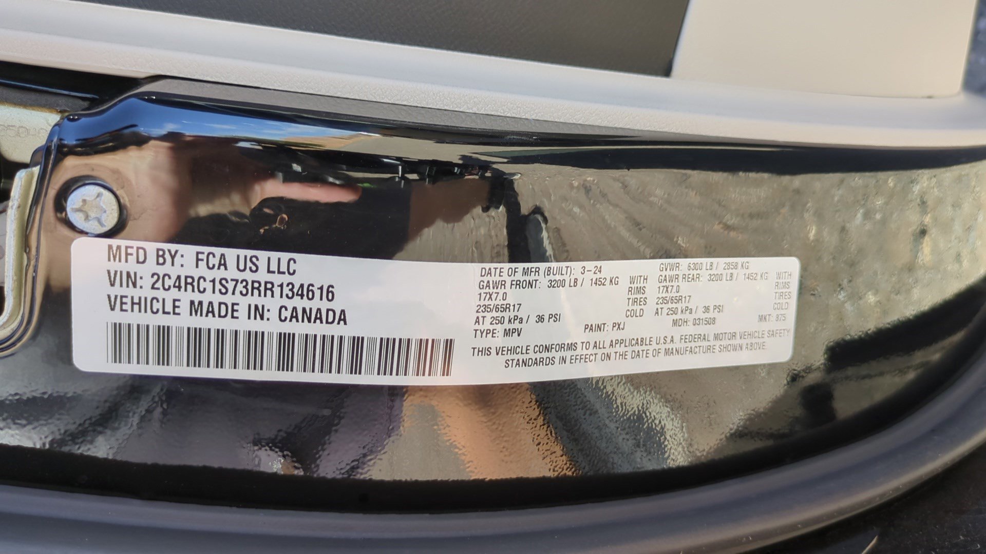 Used 2024 Chrysler Pacifica Limited FWD image 34