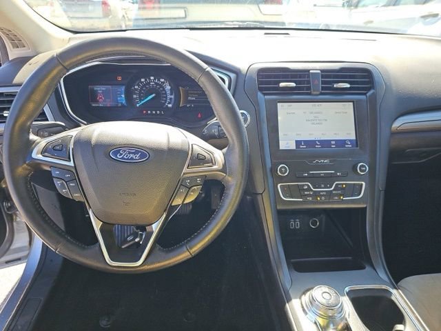 Used 2020 Ford Fusion SE w/ Equipment Group 151A image 15