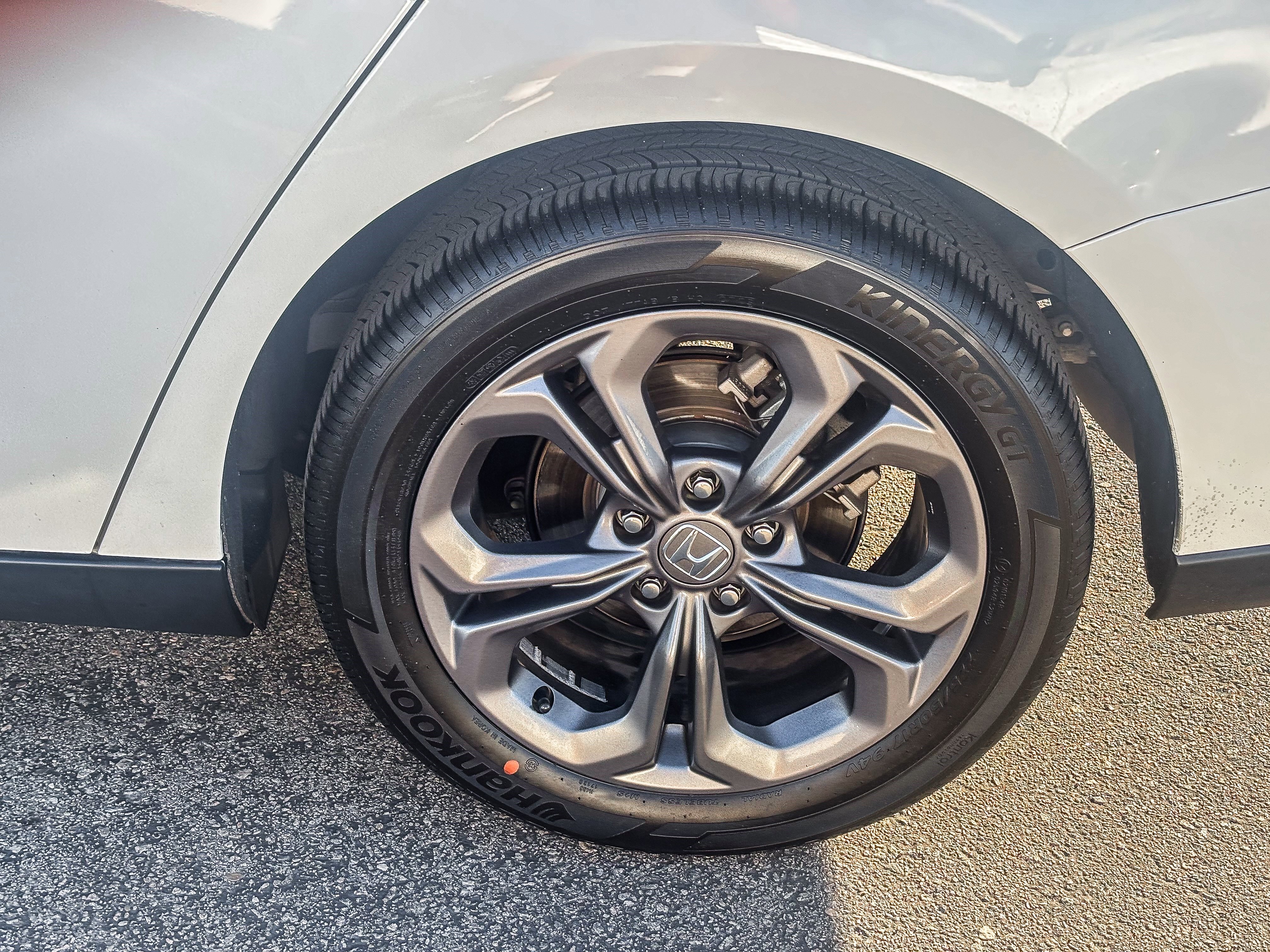 Certified 2023 Honda Accord EX image 12