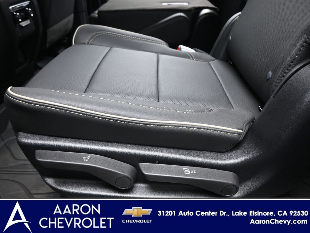 New 2025 Chevrolet Suburban Premier w/ LPO, Illumination Package image 24