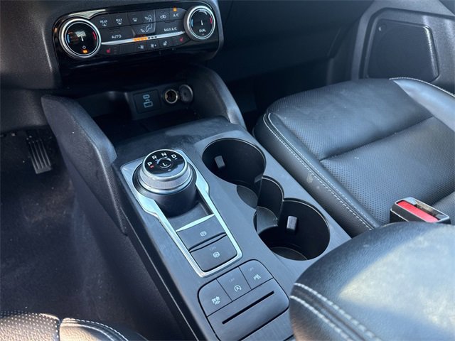 Used 2022 Ford Escape Titanium image 15