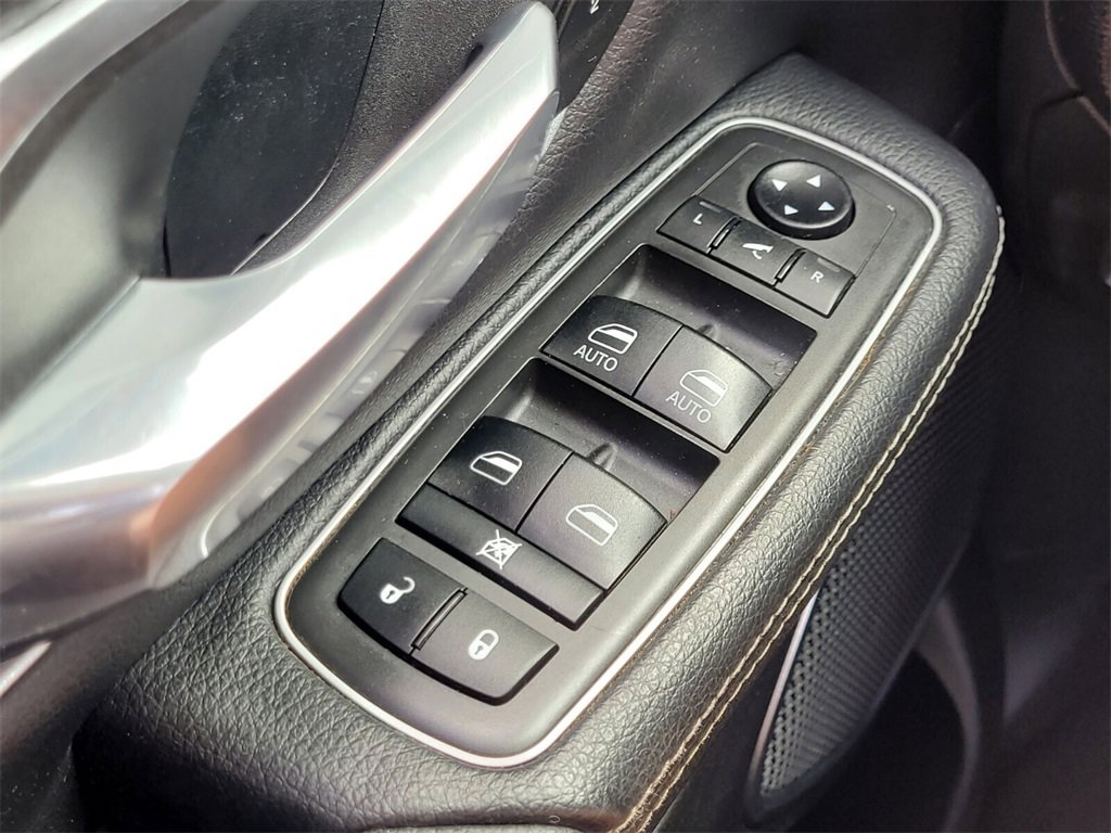 Used 2021 RAM 1500 Laramie image 24