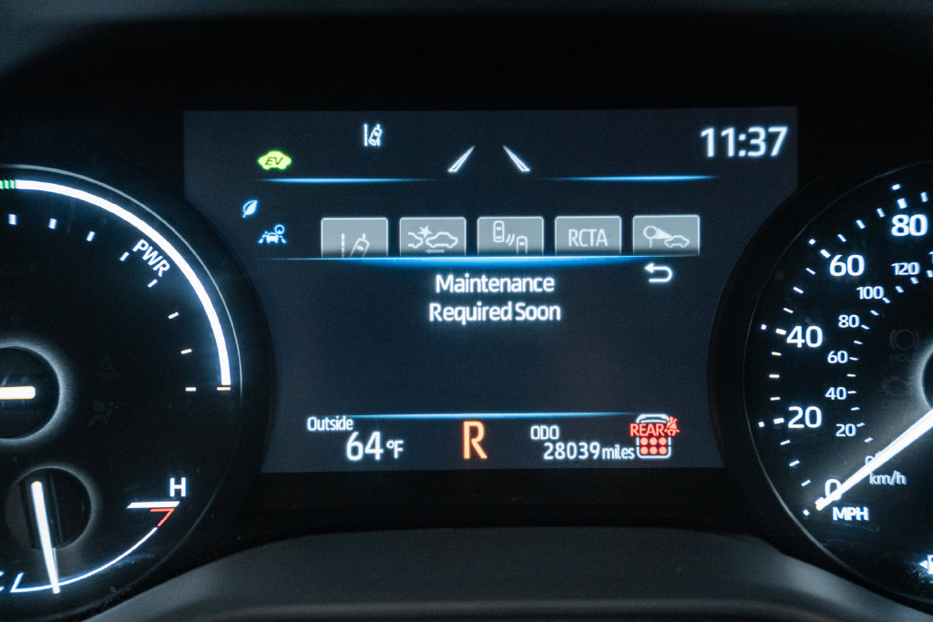 Used 2025 Toyota Sienna LE FWD image 31