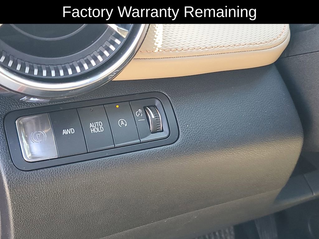 Used 2025 Chevrolet Equinox ACTIV AWD/4WD image 8