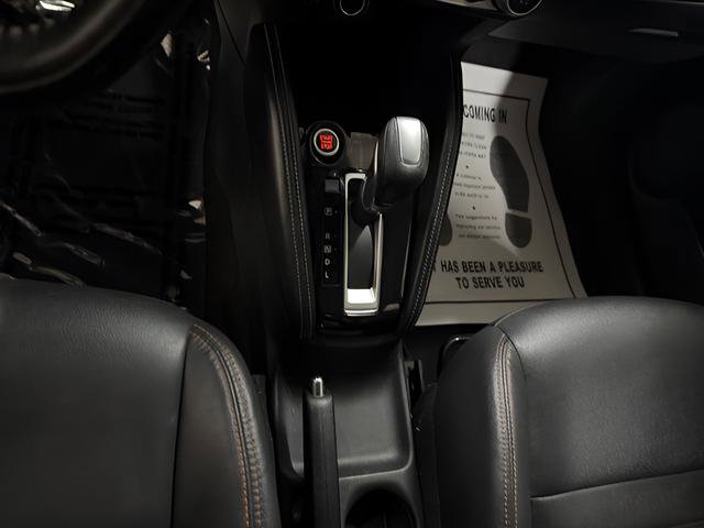 Used 2020 Nissan Kicks SR w/ SR Premium Package FWD image 17