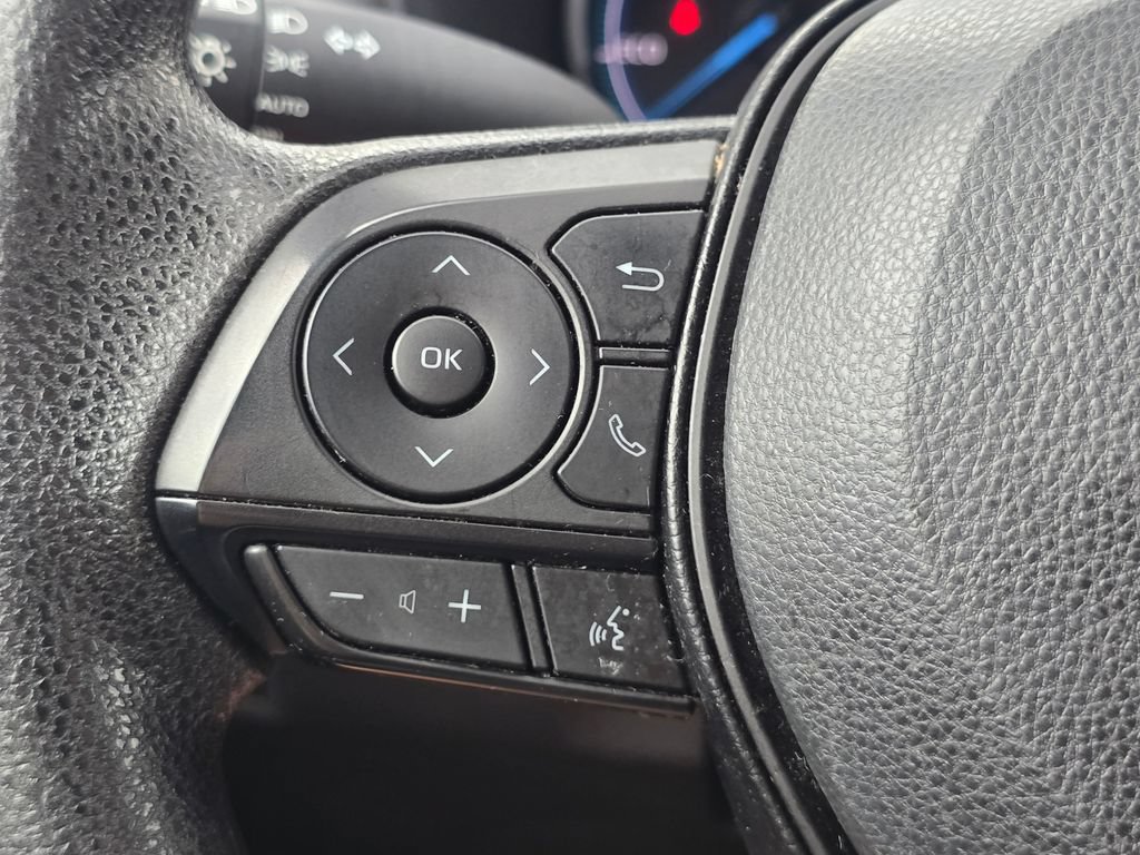 Certified 2025 Toyota RAV4 XLE AWD/4WD image 33