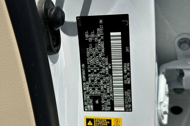 Used 2013 Lexus RX 450h AWD w/ Navigation Pkg image 26