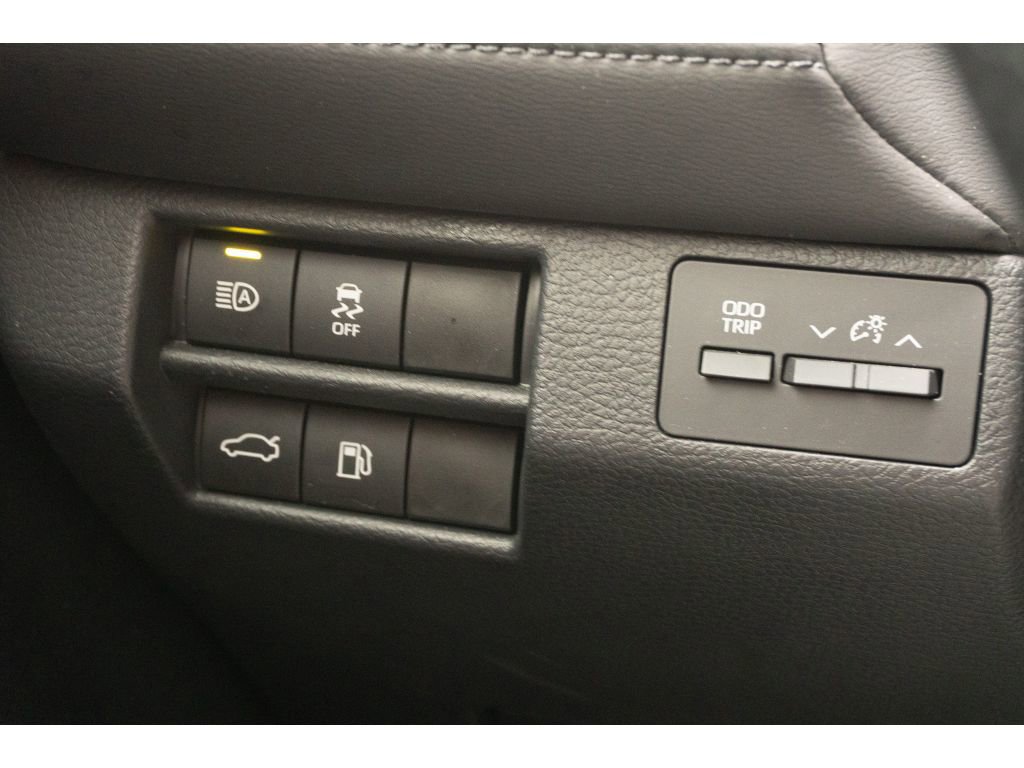 Used 2020 Toyota Avalon XSE image 27