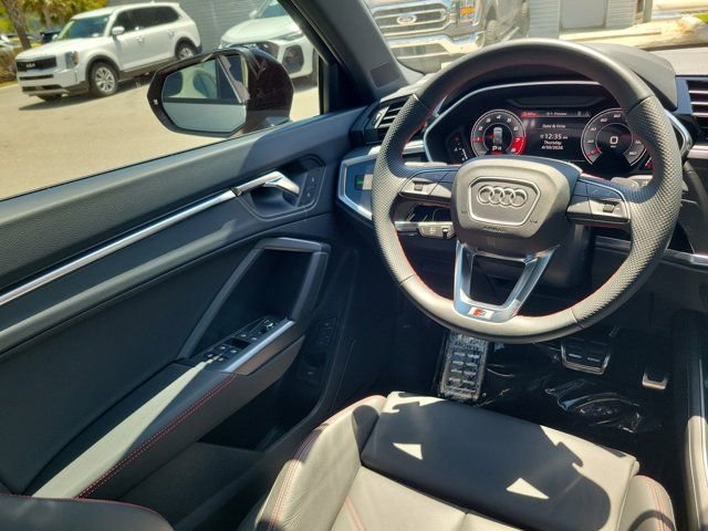 Certified 2025 Audi Q3 2.0T Premium Plus w/ Premium Plus Package AWD/4WD image 13