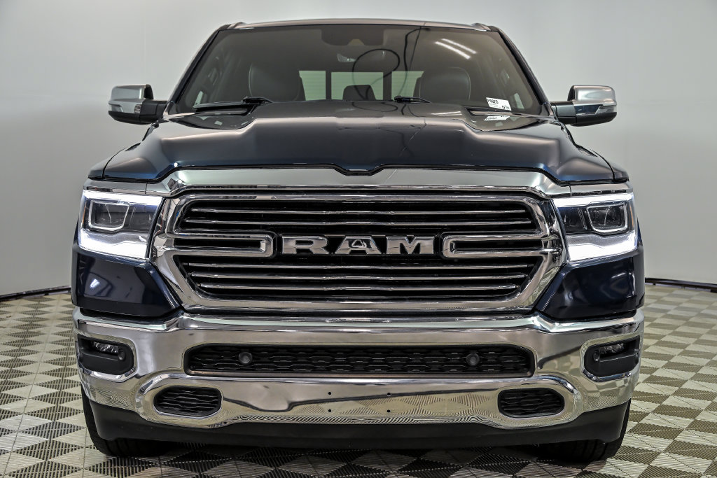 Used 2023 RAM 1500 Laramie AWD/4WD image 4