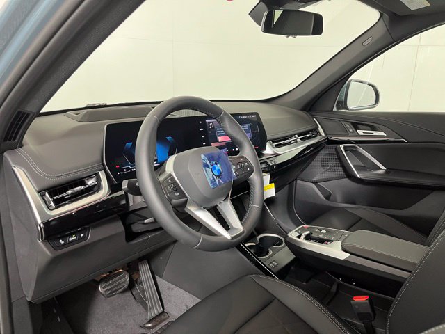 Used 2026 BMW X1 xDrive28i w/ Technology Package AWD/4WD image 9