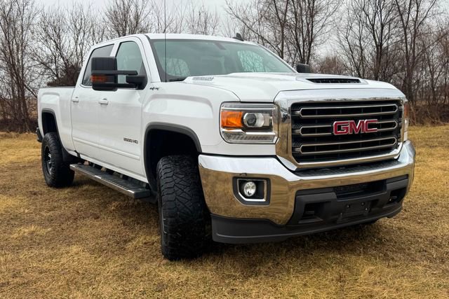 Used 2017 GMC Sierra 2500 SLE w/ SLE Preferred Package image 12