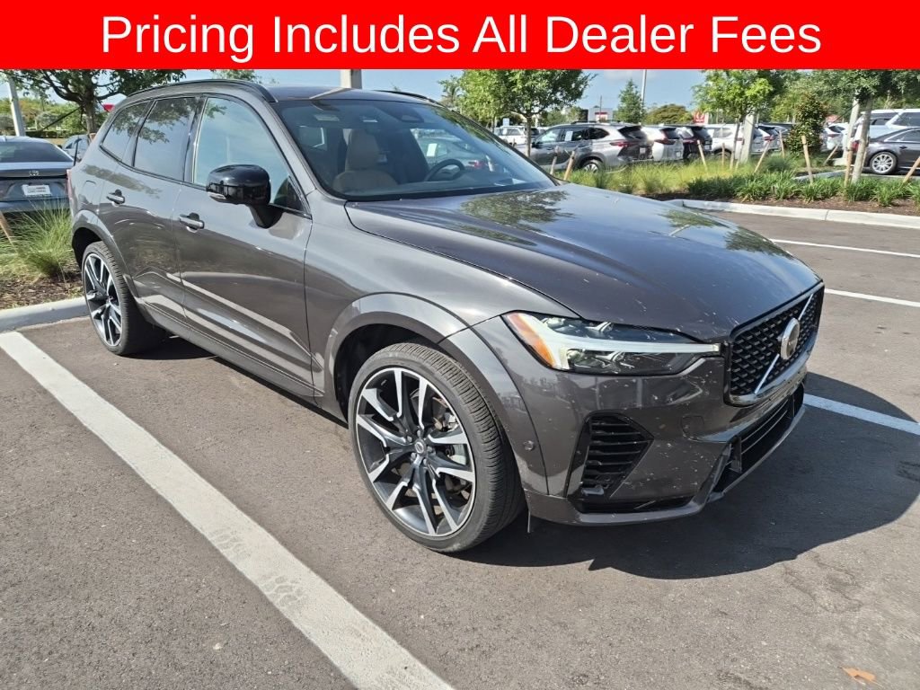 Used 2024 Volvo XC60 T8 Ultimate w/ Protection Package Premier AWD/4WD image 3