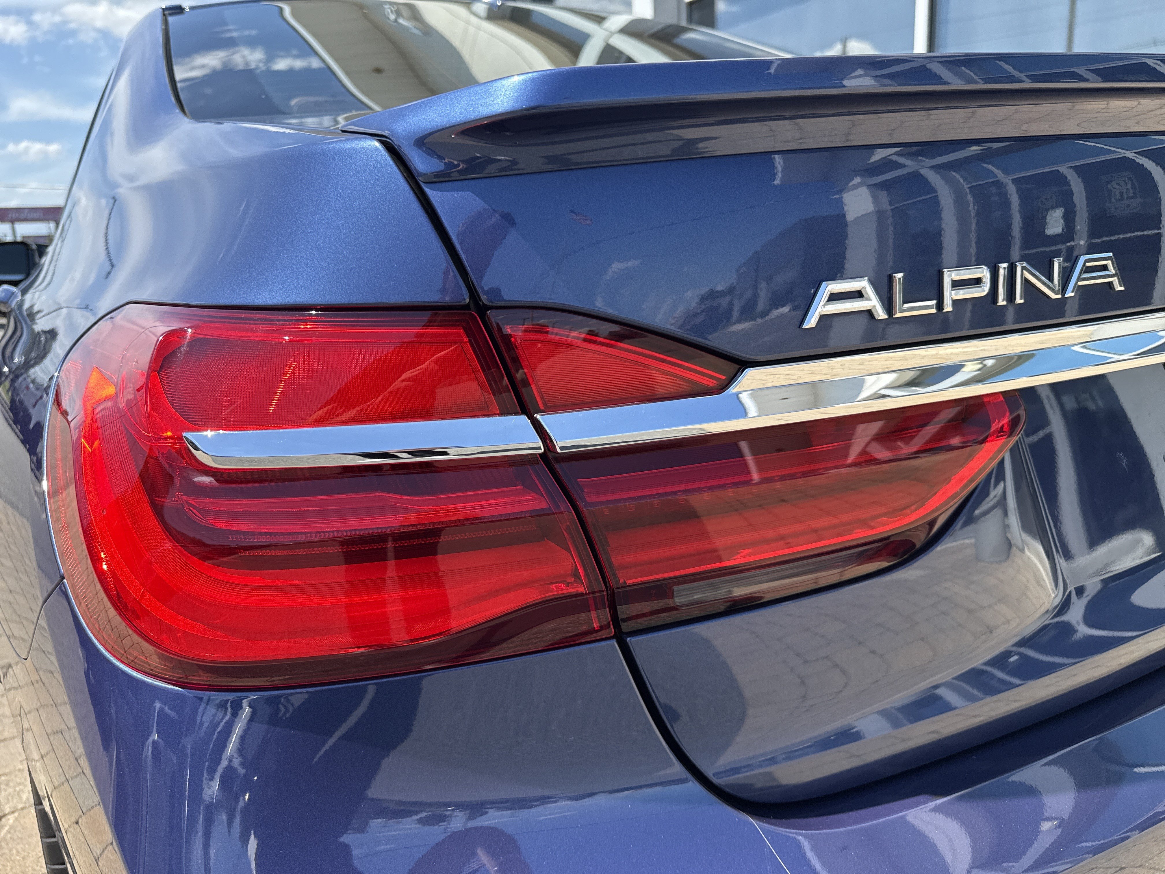 Used 2018 BMW ALPINA B7 xDrive AWD/4WD image 39