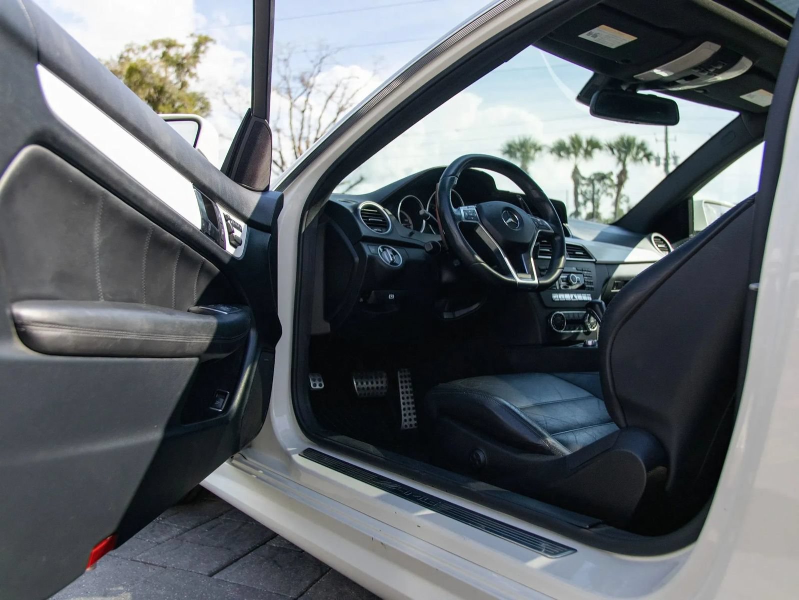 Used 2012 Mercedes-Benz C 63 AMG Coupe w/ Comand Single Disc Pkg image 19