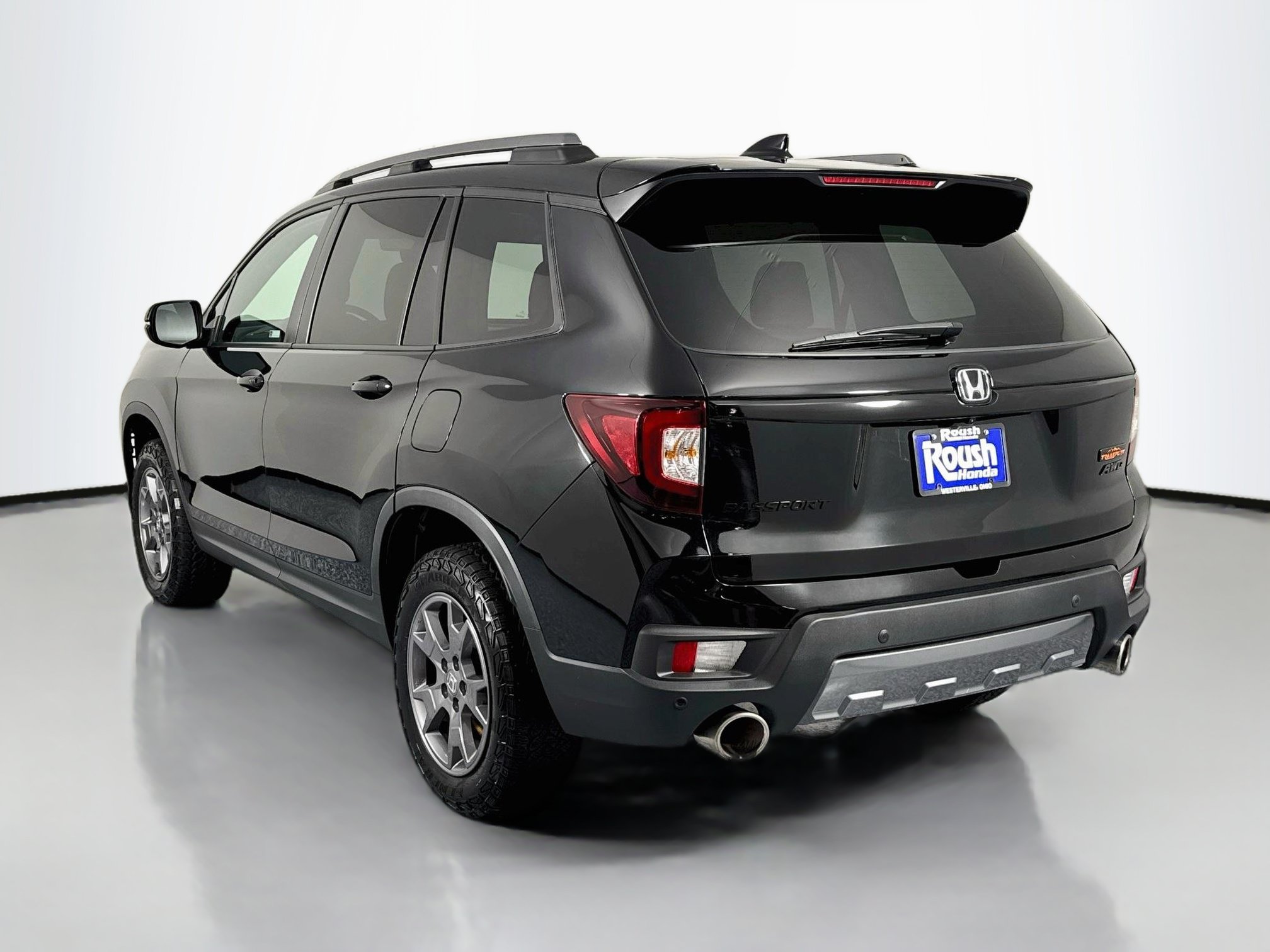 Certified 2024 Honda Passport TrailSport image 7