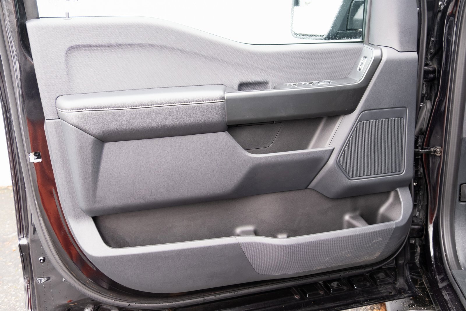 Used 2023 Ford F150 XL w/ Trailer Tow Package image 11