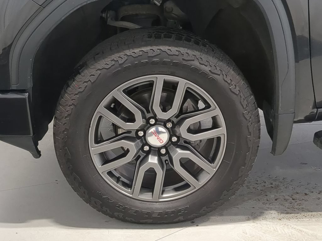 Used 2020 GMC Sierra 1500 AT4 w/ AT4 Premium Package AWD/4WD image 17