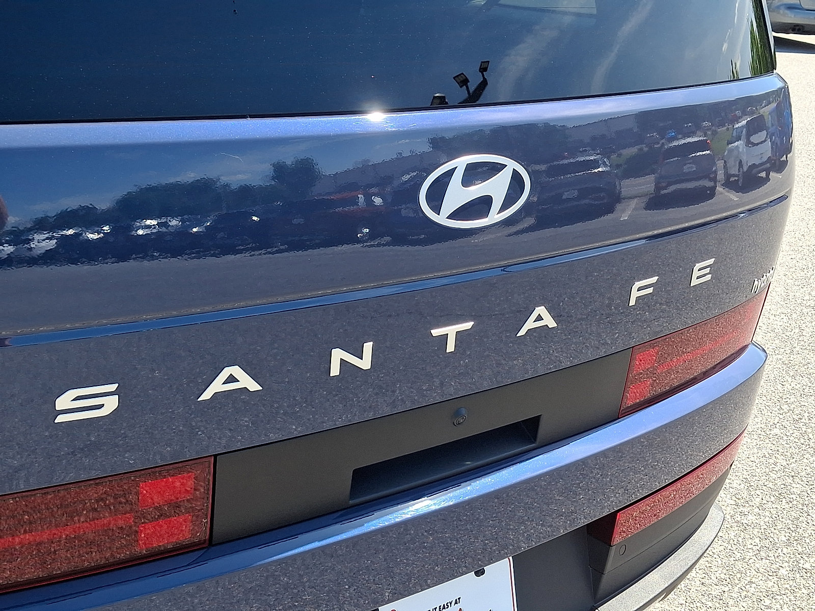 Used 2025 Hyundai Santa Fe SEL FWD image 30
