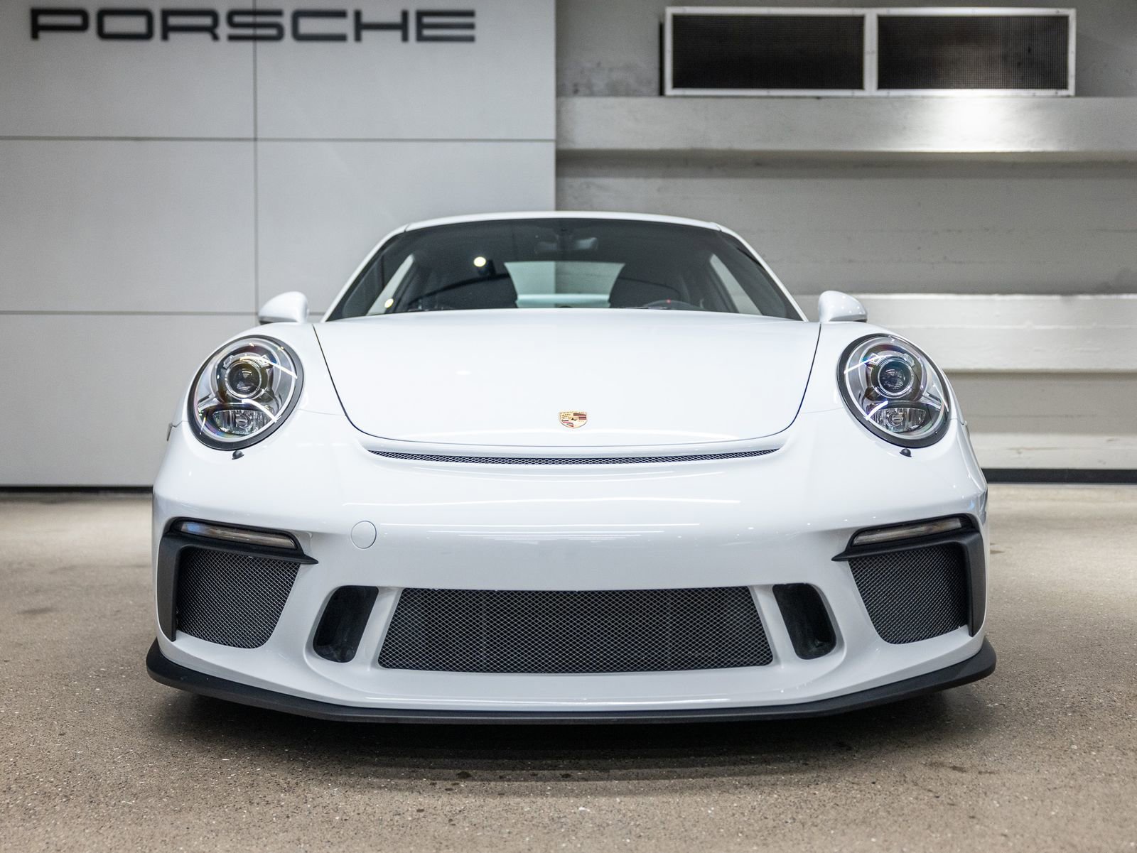 Certified 2018 Porsche 911 GT3 w/ Sport Chrono Package image 11