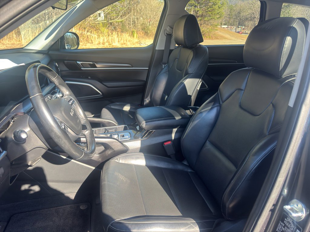 Used 2023 Kia Telluride S image 9