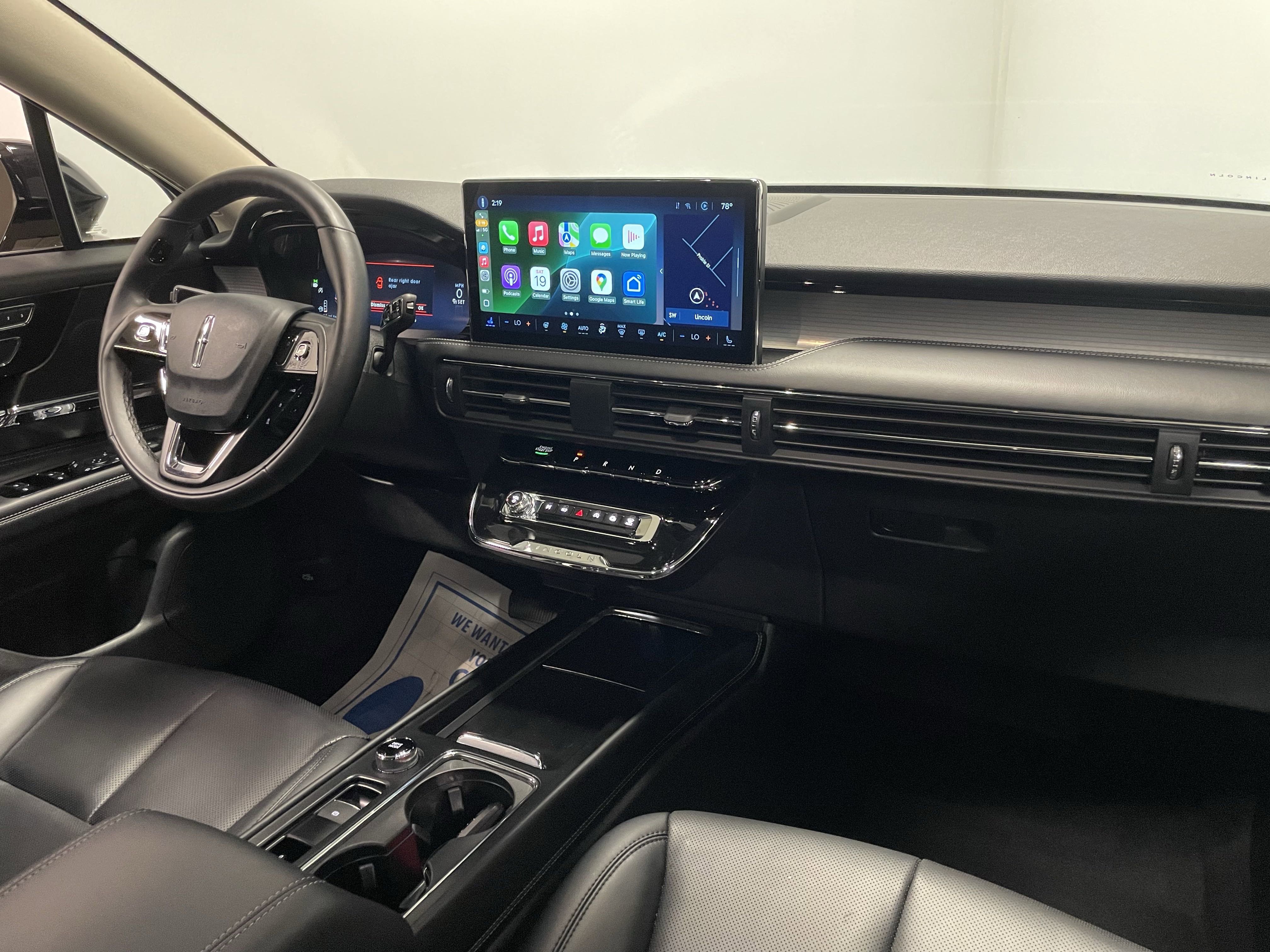 Used 2025 Lincoln Corsair AWD w/ Equipment Group 101A image 30