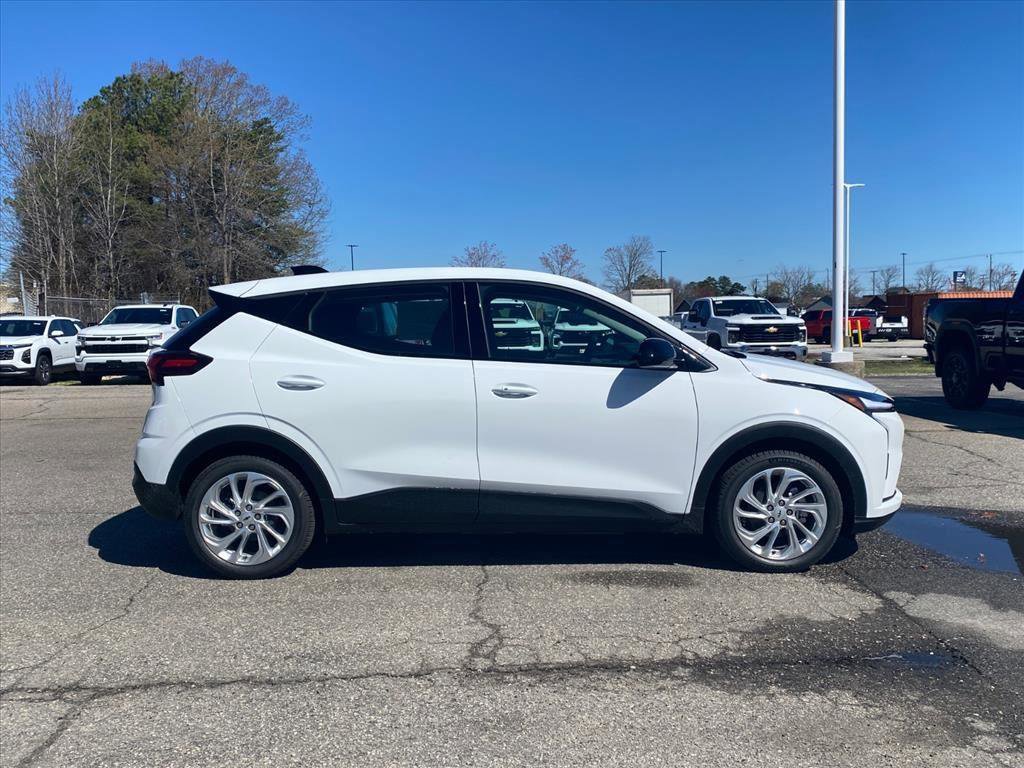 New 2027 Chevrolet Bolt LT w/ Comfort Package image 2