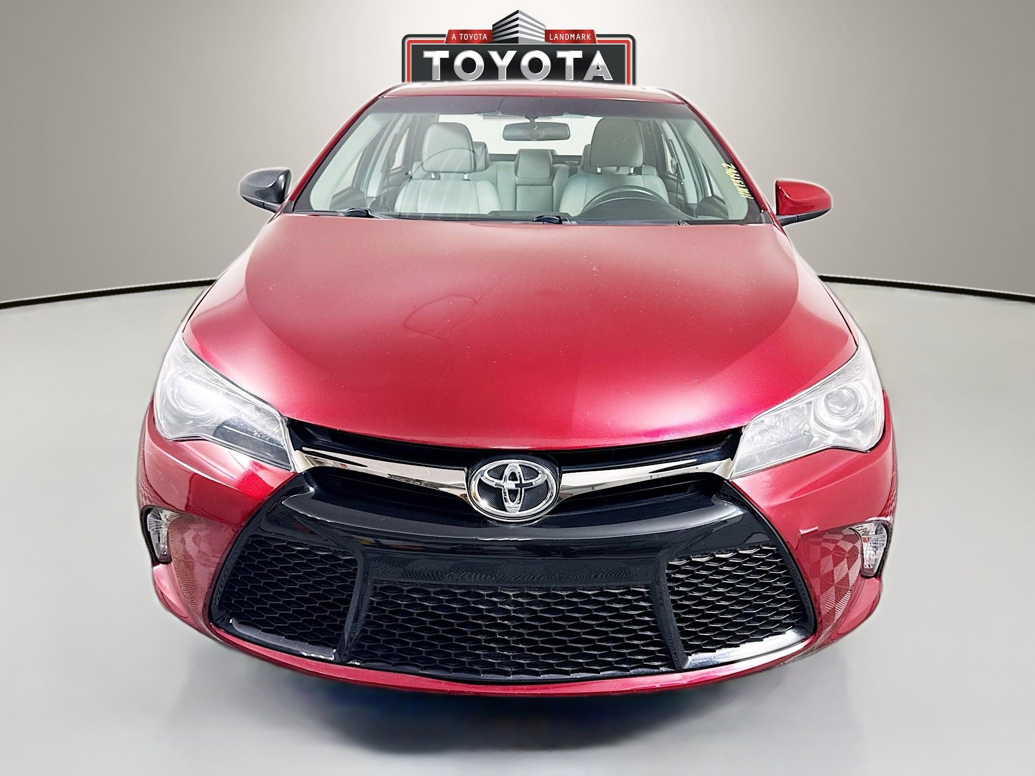 Certified 2017 Toyota Camry SE w/ Moonroof Package image 2