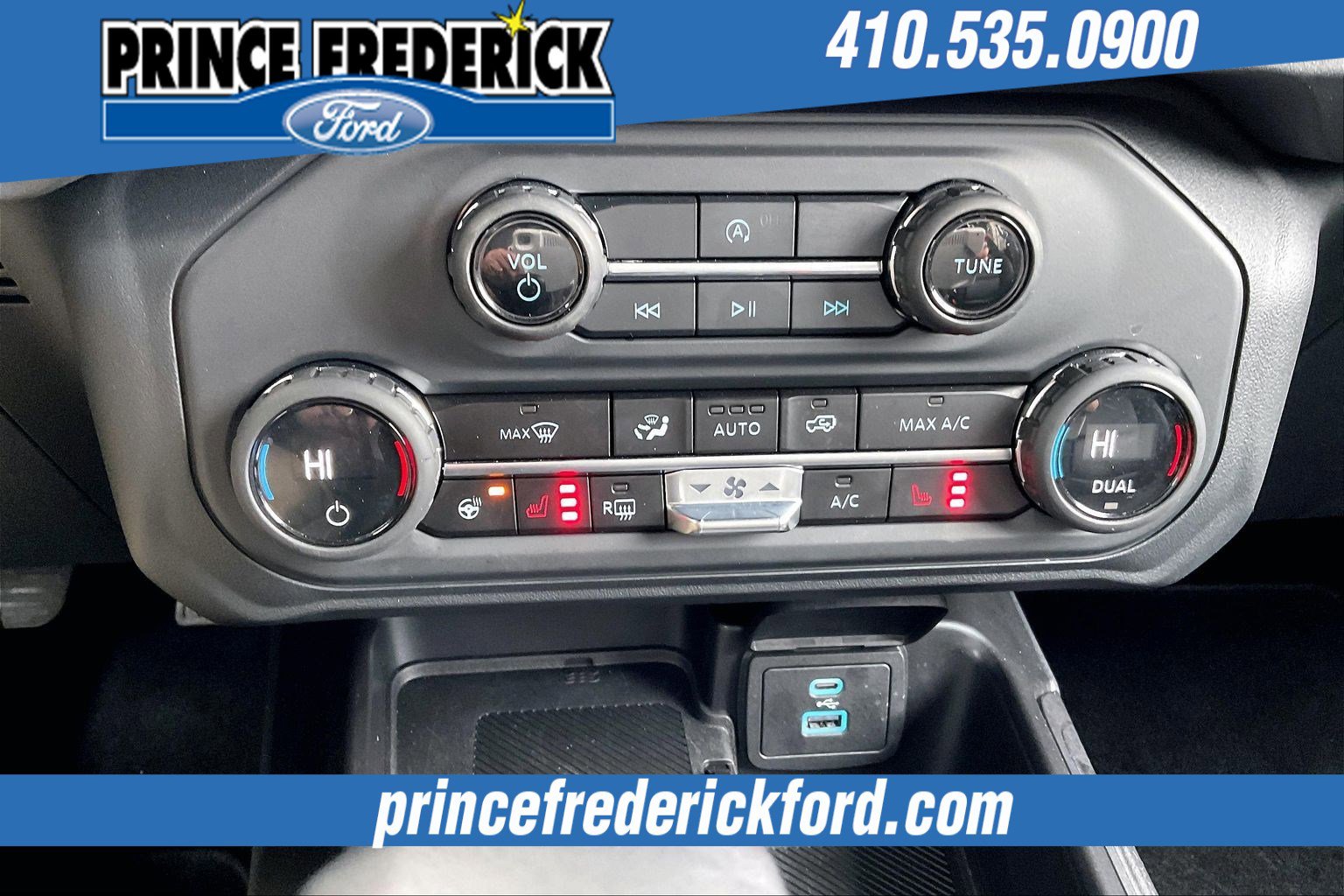 Used 2025 Ford Bronco Outer Banks image 29