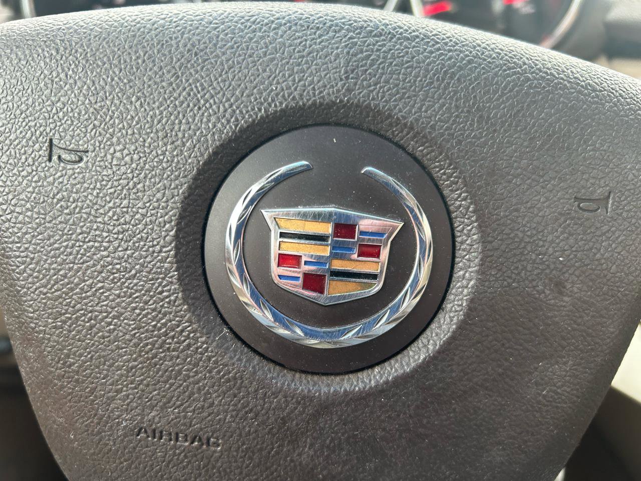 Used 2010 Cadillac CTS Luxury RWD image 19