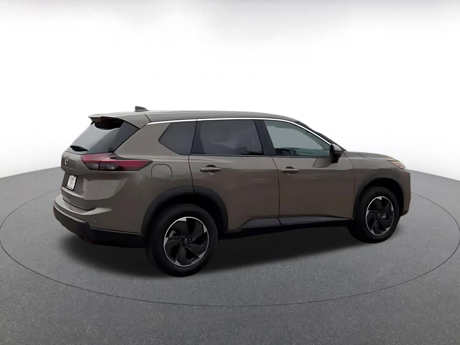 Used 2025 Nissan Rogue SV AWD/4WD image 7