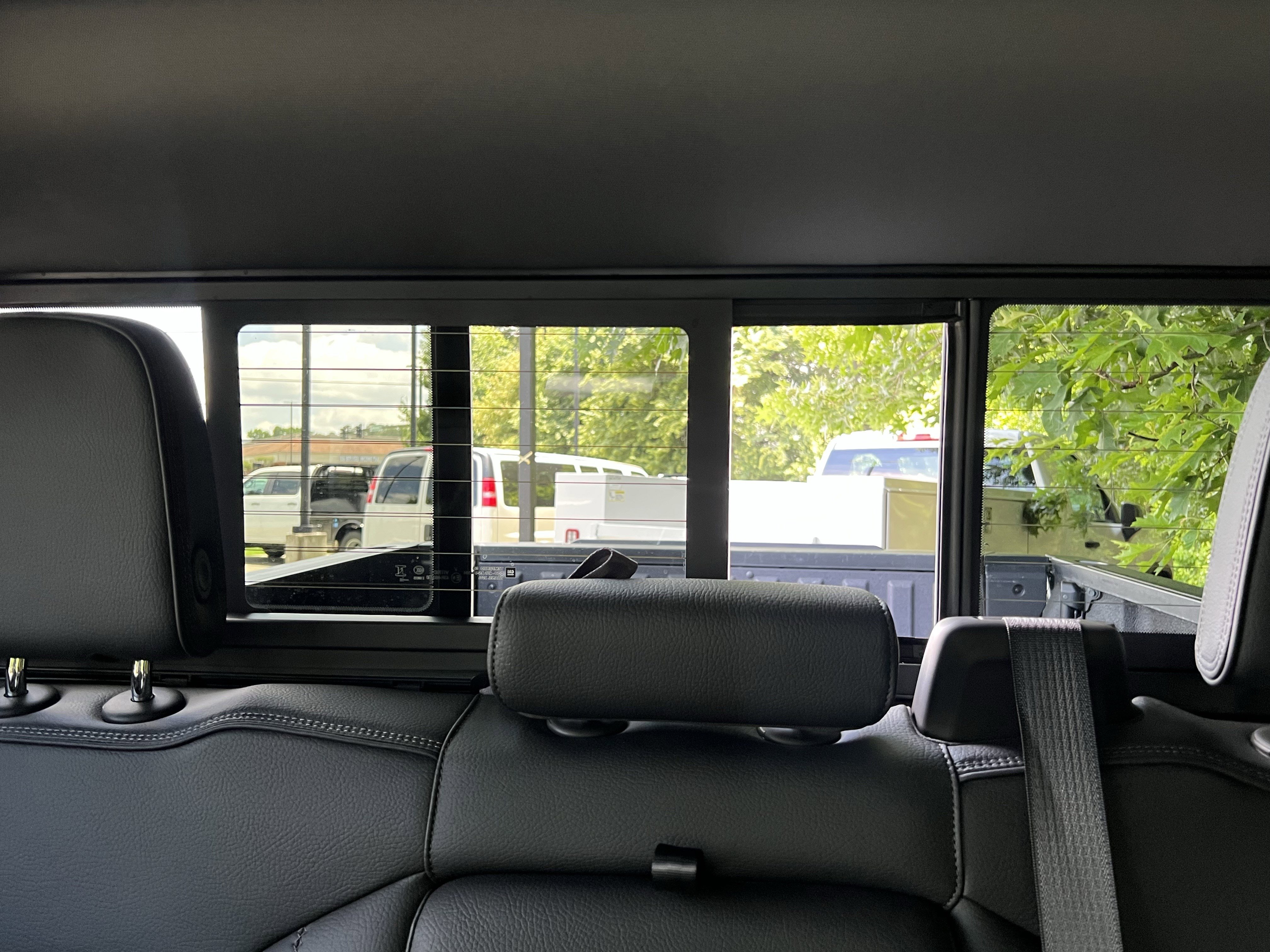 Used 2025 GMC Sierra 1500 Denali w/ Denali Reserve Package AWD/4WD image 35