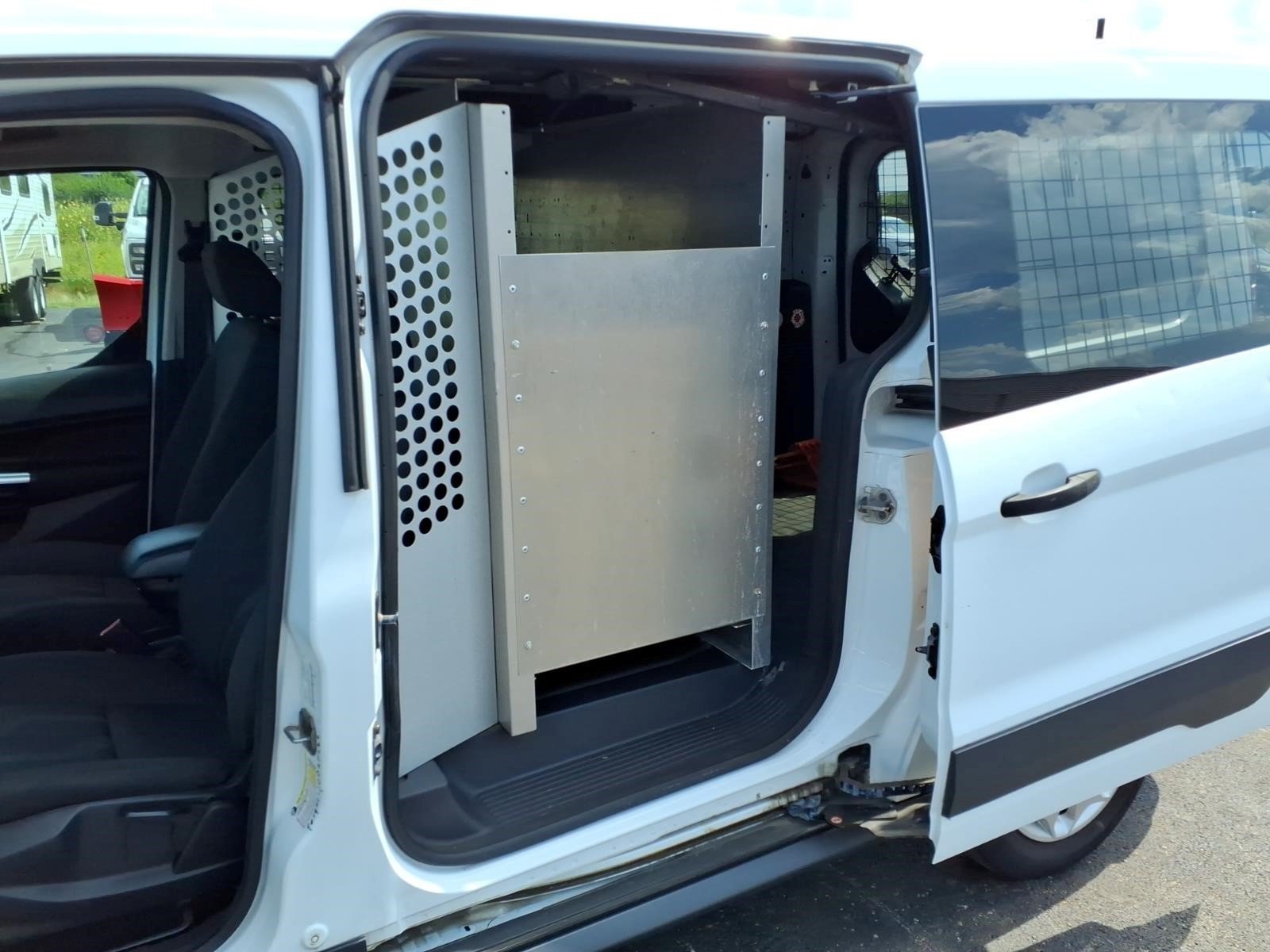 Used 2014 Ford Transit Connect XLT FWD image 25