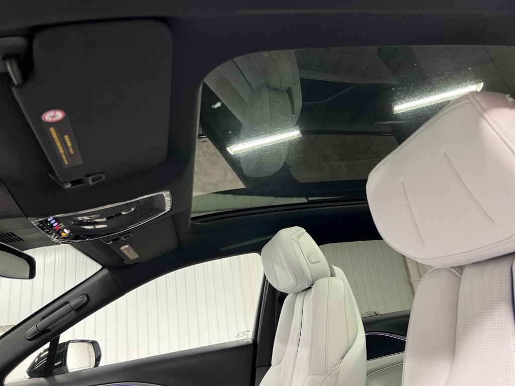 New 2026 Cadillac Lyriq Luxury AWD/4WD image 21