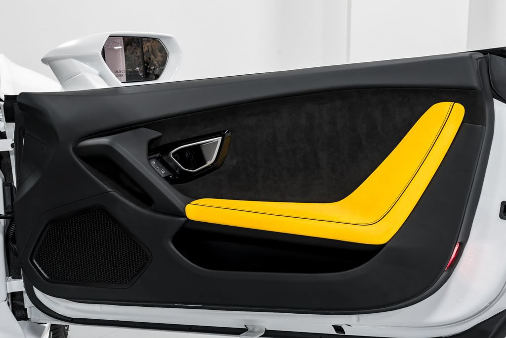 Used 2022 Lamborghini Huracan EVO AWD/4WD image 38