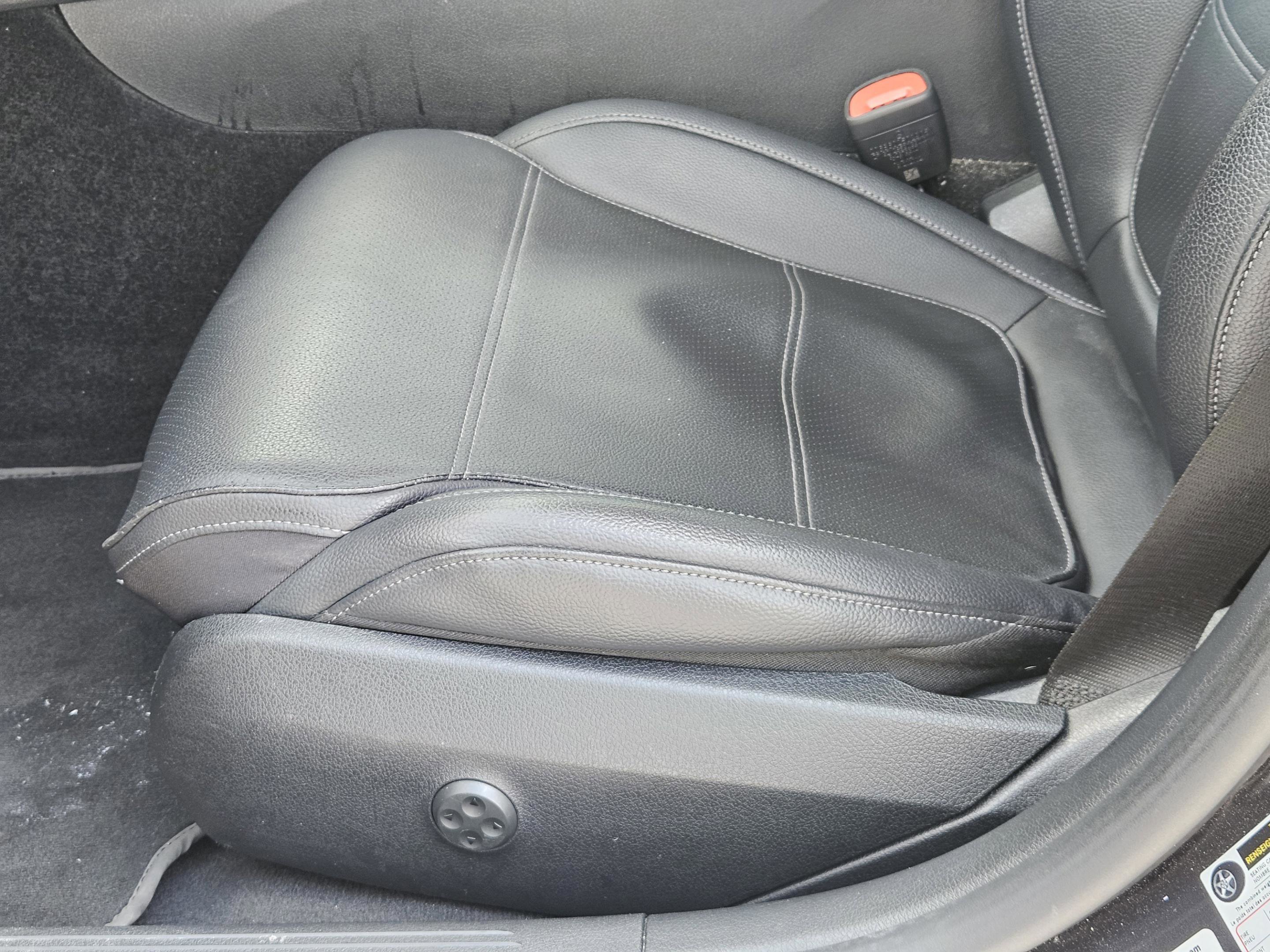 Used 2022 Mercedes-Benz C 300 Sedan image 19