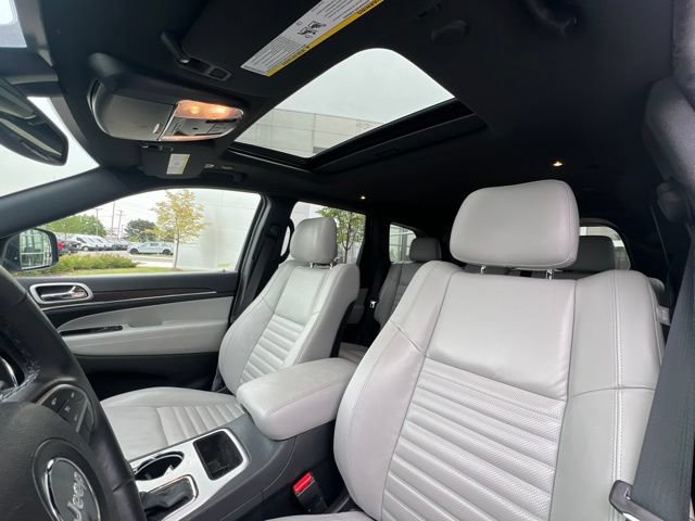 Used 2018 Jeep Grand Cherokee Limited RWD image 24