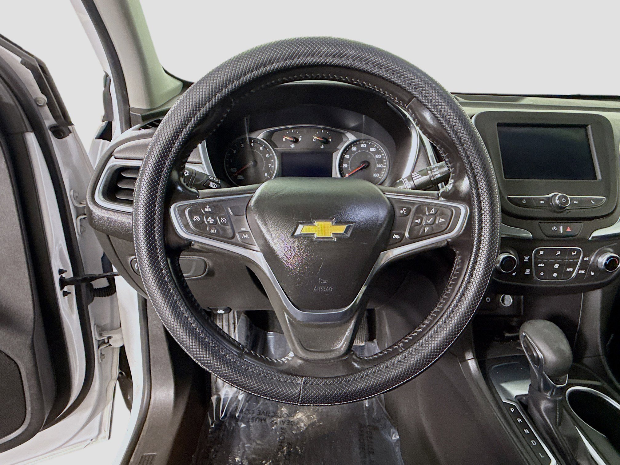 Used 2022 Chevrolet Equinox LT w/ Driver Convenience Package image 13