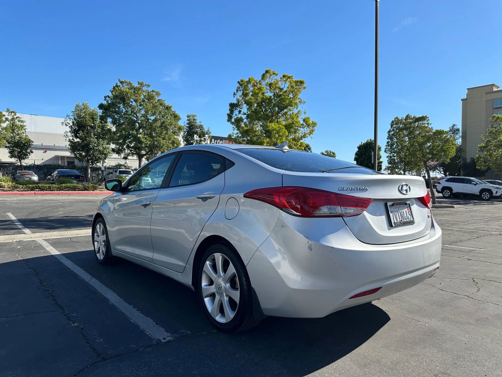 Used 2013 Hyundai Elantra Limited image 4