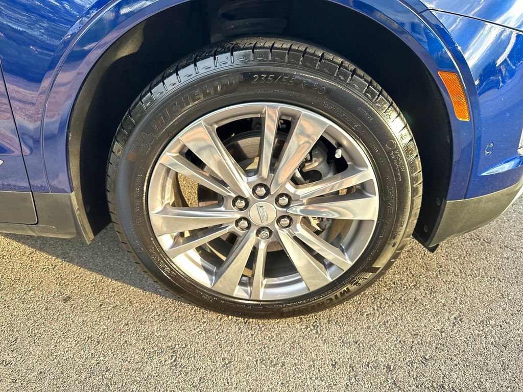 Used 2024 Cadillac XT5 Premium Luxury w/ Technology Package FWD image 13