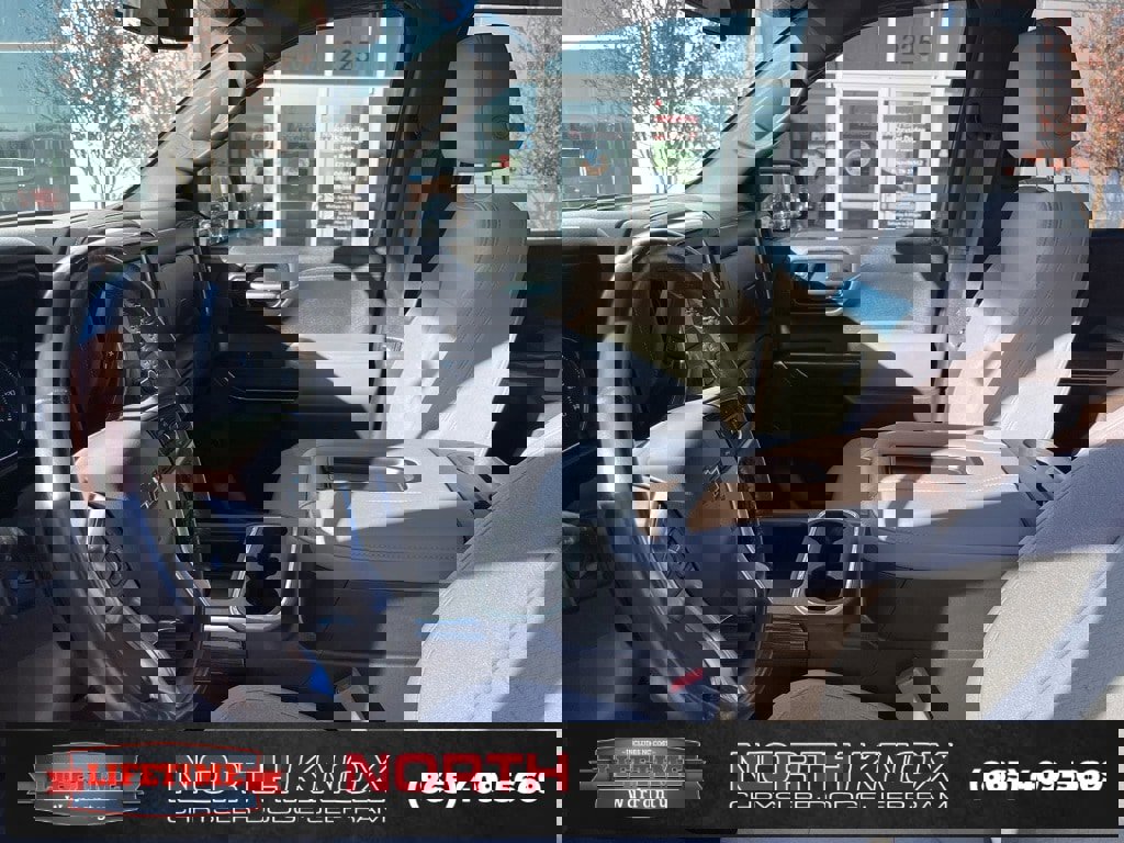 Used 2021 Chevrolet Silverado 1500 RST w/ Z71 Off-Road Package image 3